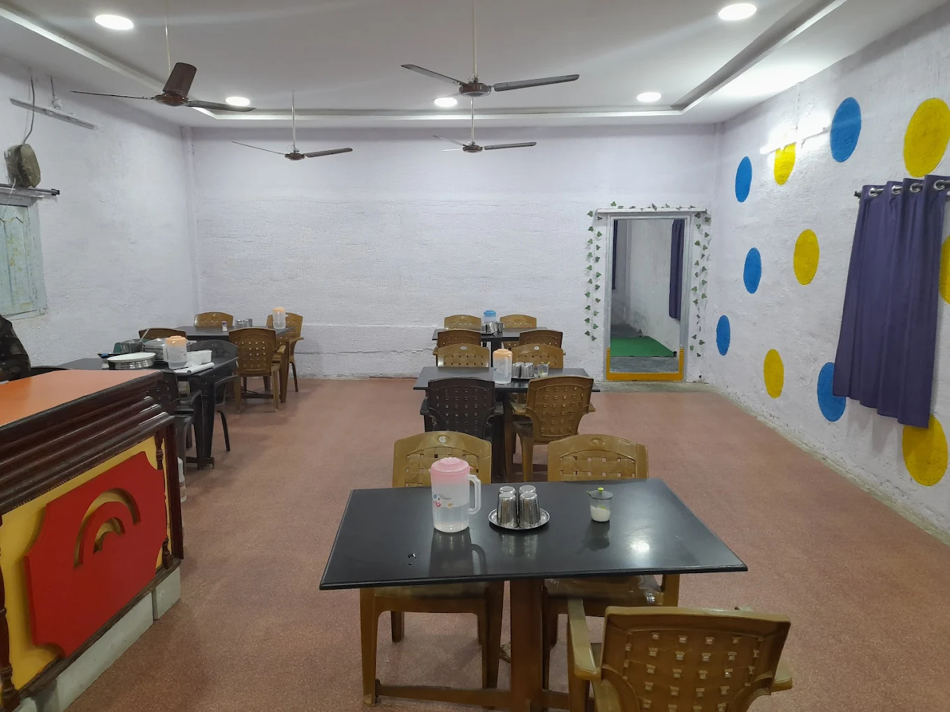 Hotel Jayadeep Family Restaurant